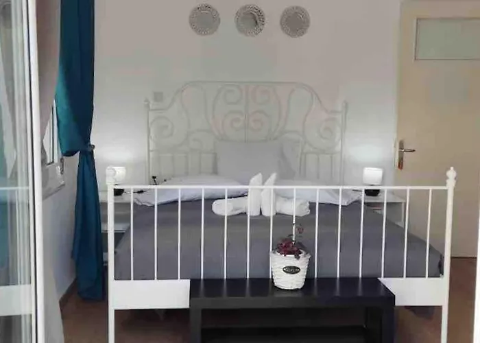 Apartmán Spacious And Bright