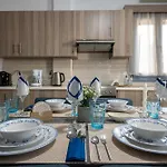 Spacious And Bright Apartment
