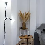 Apartment Spacious And Bright