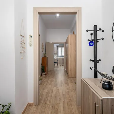 Spacious And Bright Apartment Kos Town