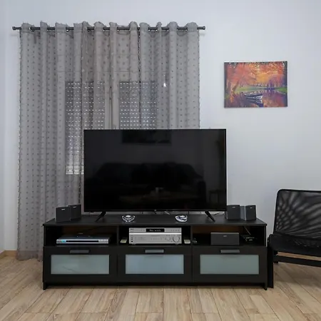 Spacious&bright Cos