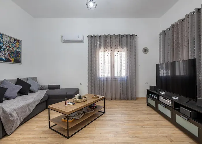 Spacious And Bright Miasto Kos