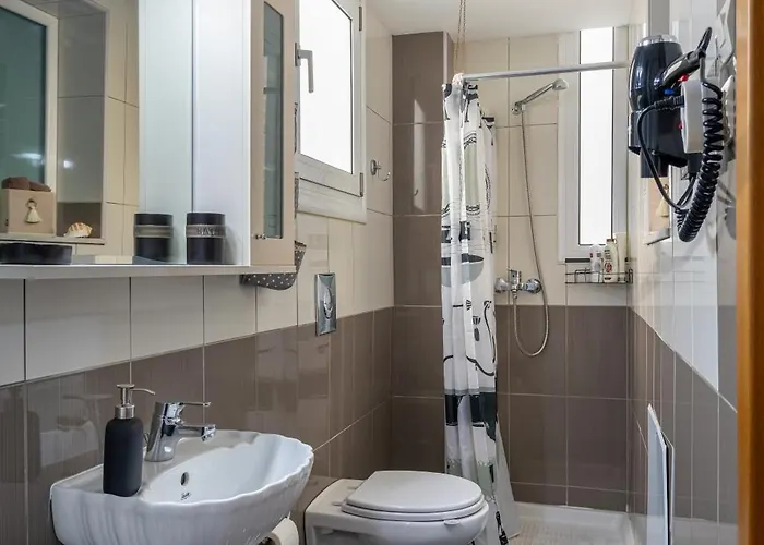 Spacious And Bright * Kos Town