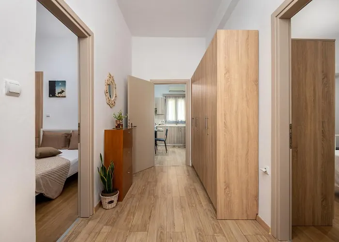 Apartment Spacious And Bright