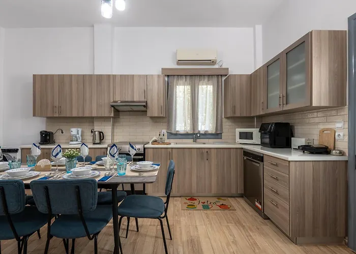 Spacious And Bright Apartment Kos Town