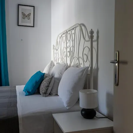 Spacious And Bright Apartmán